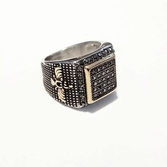 New stainless steel ring with CZs size 9 - Picture 3 of 4